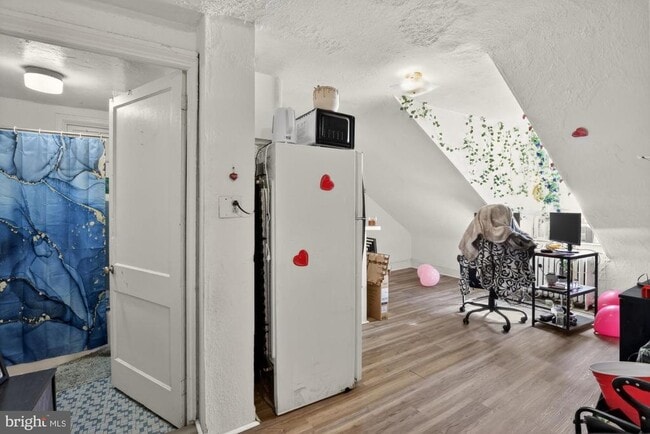 Building Photo - 916 Pine St