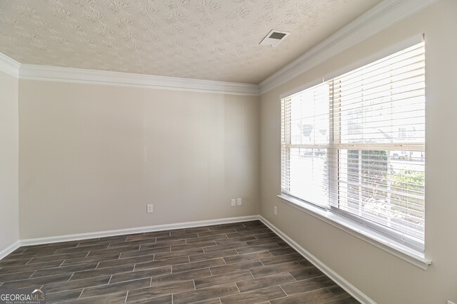 Foto del edificio - 263 Millstone Dr