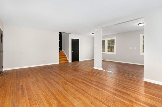 Foto del edificio - 27W102 48th St