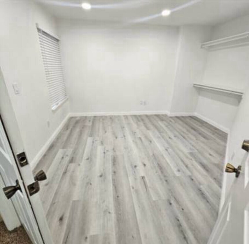 Foto del edificio - 2828 Woodbridge Way