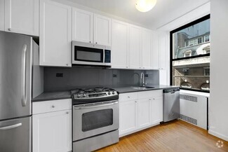 Building Photo - 121 Madison Ave