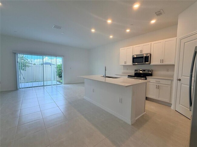 Building Photo - 2627 BALMERINO Way