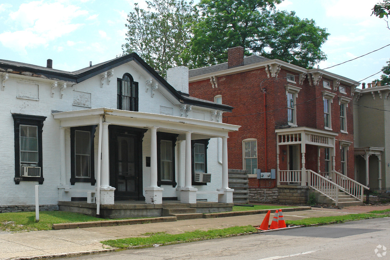 Building Photo - 125 Constitution St