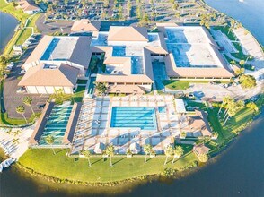 Building Photo - 200 SW 132nd Way