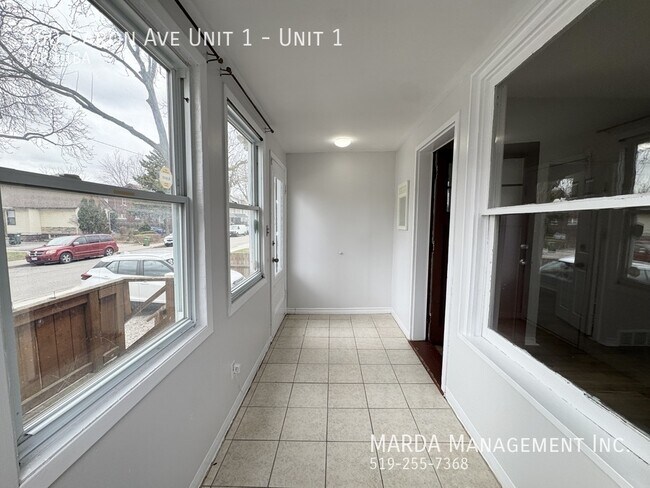 Building Photo - SPACIOUS 1 BD/ 1 BATH - DOWNTOWN ALL INCLUSIVE W/$50 CAP!