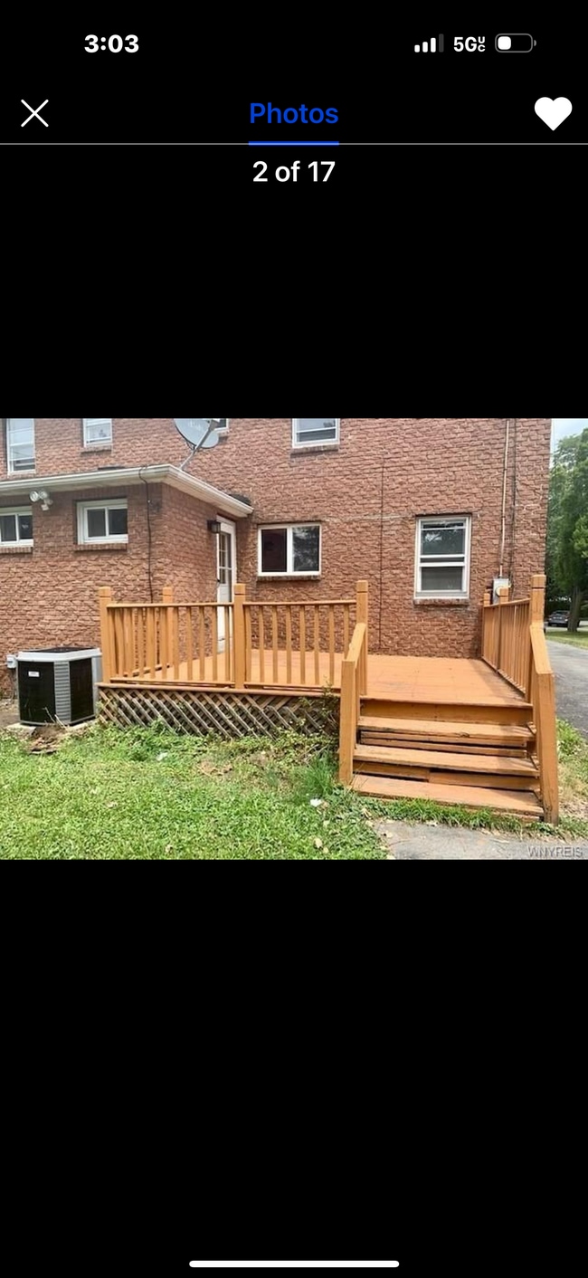 Patio - 199 Fairgreen Dr