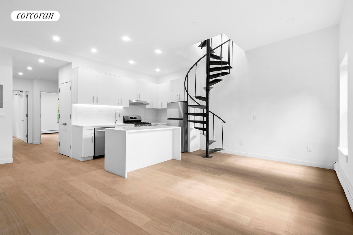 Foto principal - 119 Wyckoff St