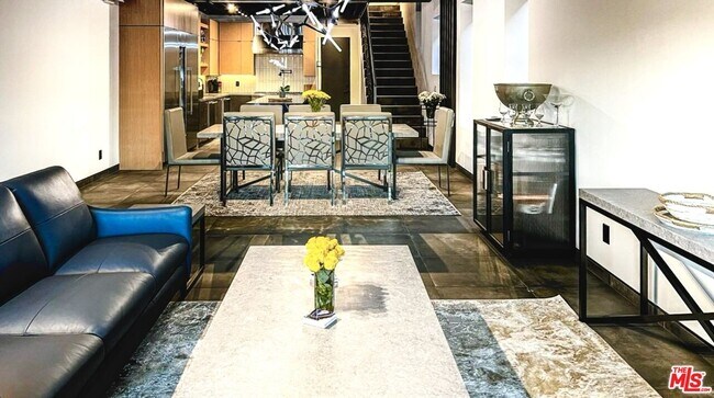 Foto del edificio - 916 Roswell Ave