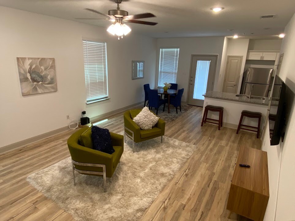Living Room - 7511 Gramercy Way