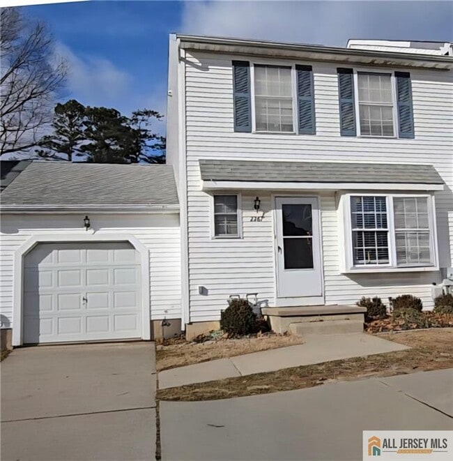 Building Photo - 2267 Waterbridge Dr