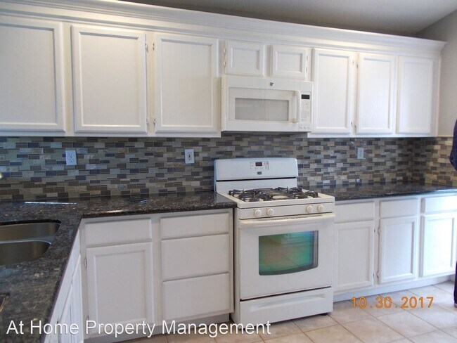 Building Photo - 3 br, 2 bath House - 4025 Asino Ave