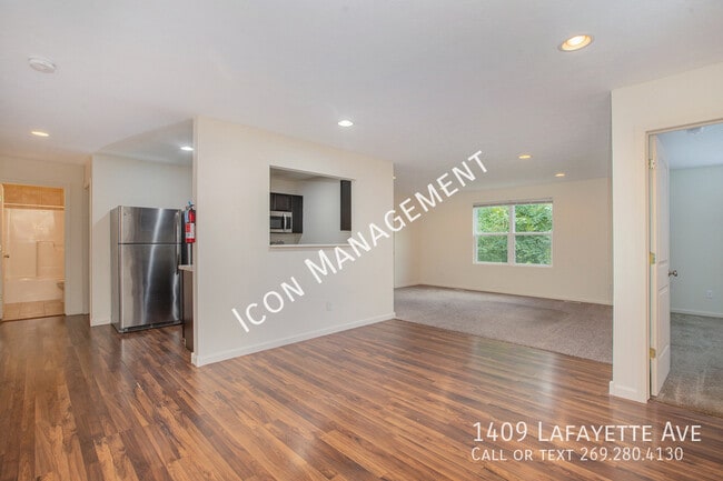 Foto del edificio - 1409 Lafayette Ave