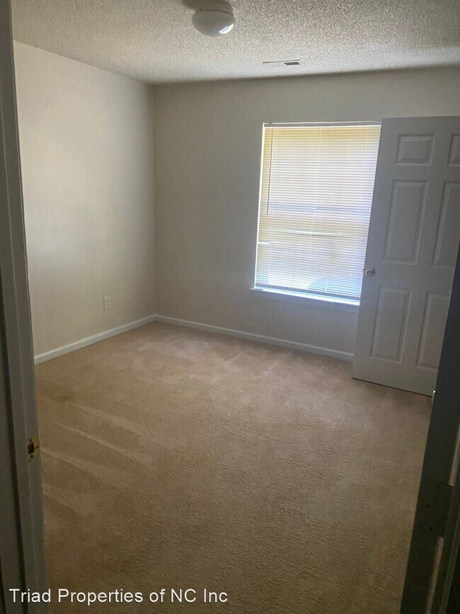 Building Photo - 2 br, 2 bath House - 905-2C Hanahan Ct
