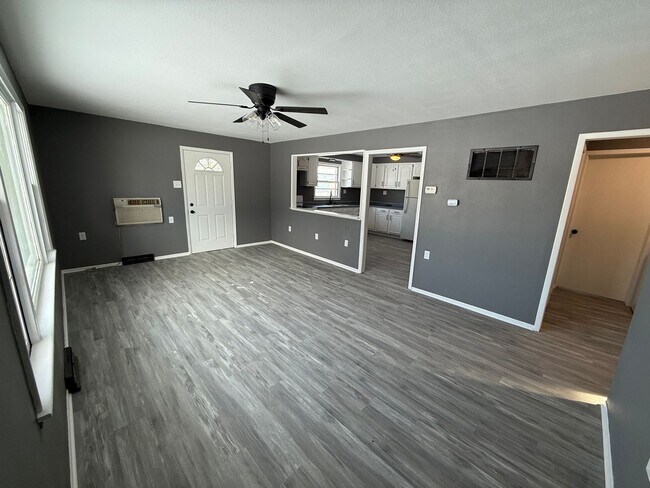 Foto del edificio - Spacious 2-Bedroom Home in Fulton!