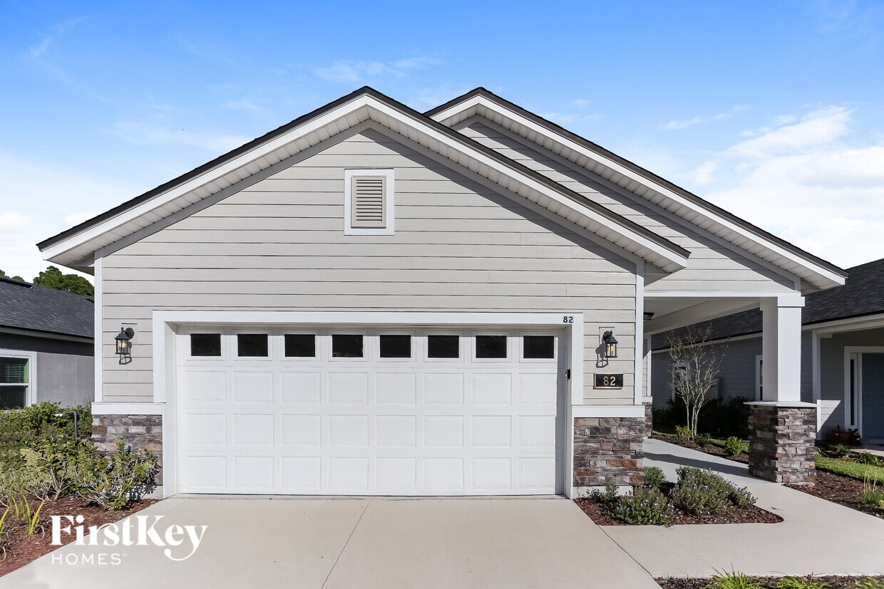 Foto principal - 82 Cottage Green Pl