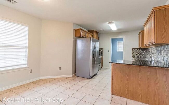 Building Photo - 3 br, 2 bath House - 421 Firewood Dr