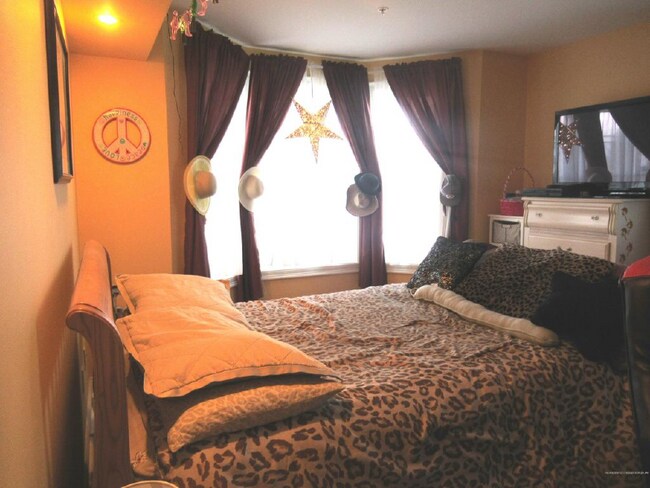 Foto del edificio - 2 New Gotham Rd