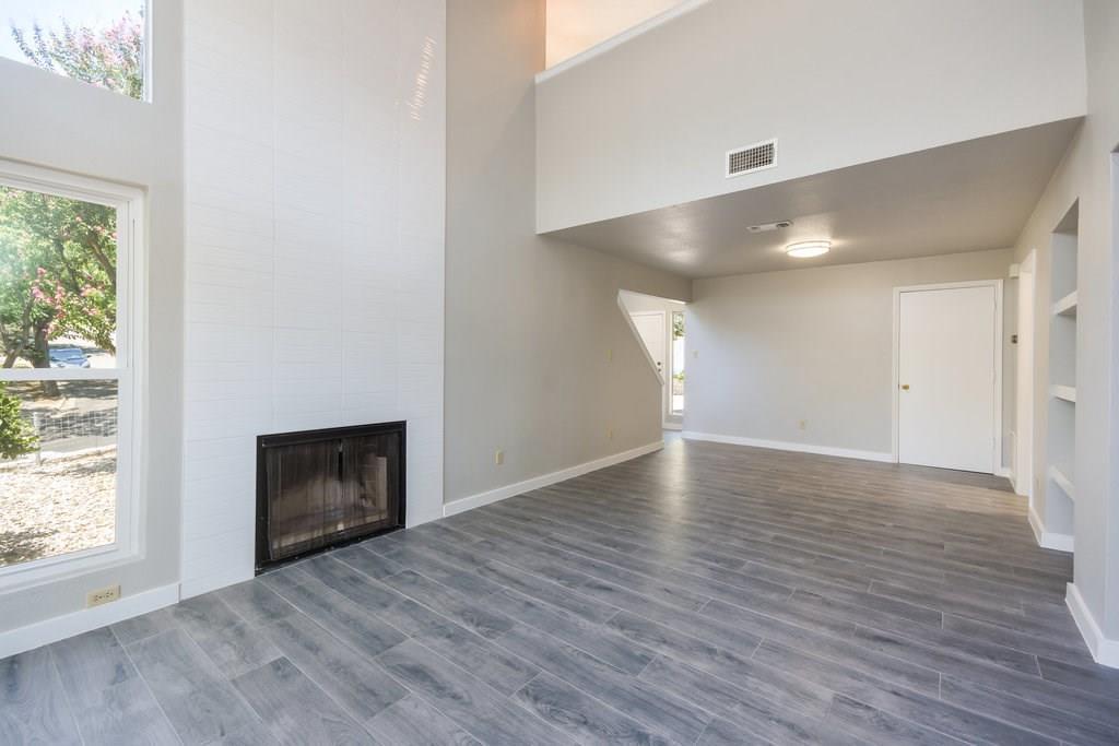 Foto principal - 6913 Thorncliffe Dr