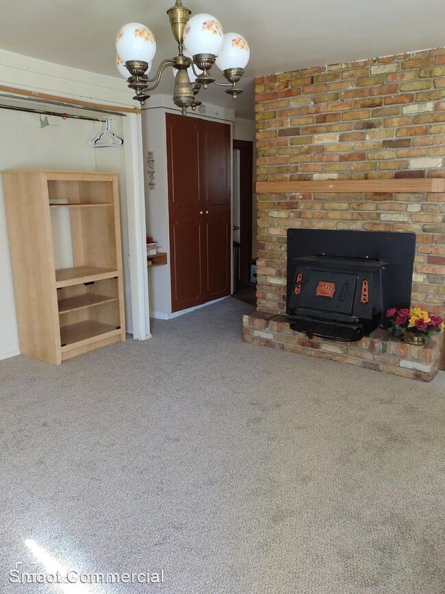Building Photo - 4 br, 3 bath House - 96 W 100 N