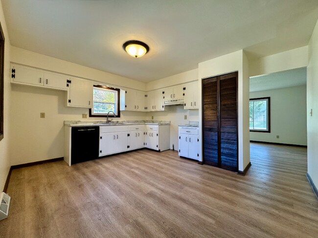 Foto del edificio - 1230-1230 N 10th Ave