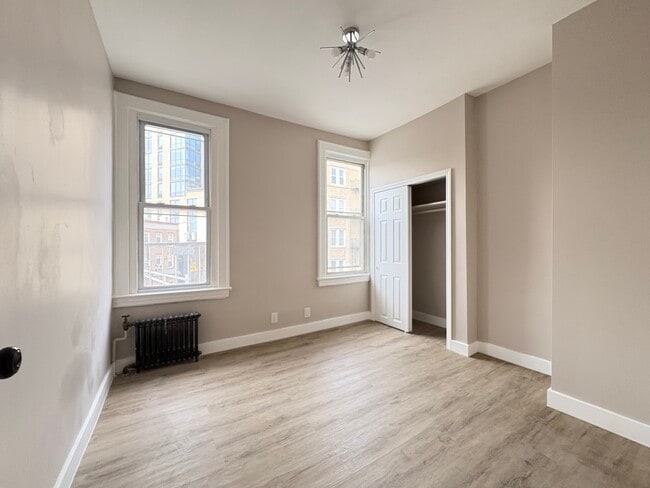 Building Photo - 6 Jordan Ave