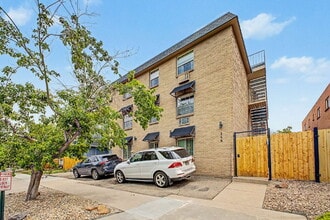 Building Photo - 148 S Emerson St