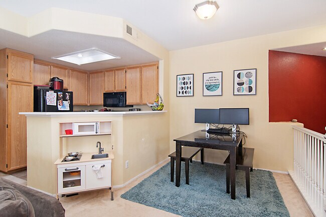 Foto del edificio - 11835 Spruce Run Dr #A