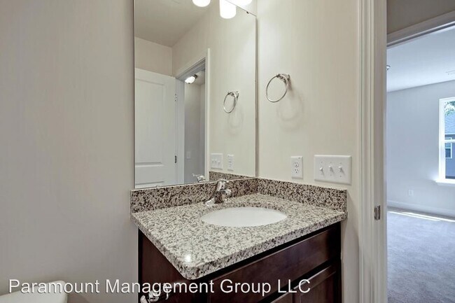 Building Photo - 3 br, 2.5 bath House - 113 Alston Street
