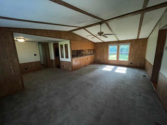 Foto del edificio - 602 S County Rd 800 E