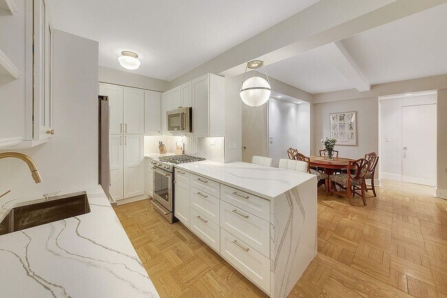 Foto del edificio - 175 W 93rd St