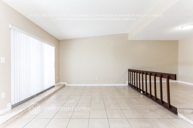 Foto del edificio - 6419 NW 192nd Terrace