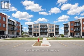 Building Photo - 10 S Creek Dr
