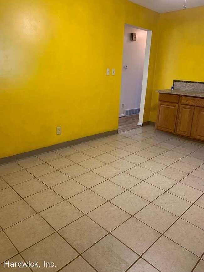 Building Photo - 3 br, 1 bath House - 3850 Etna Road