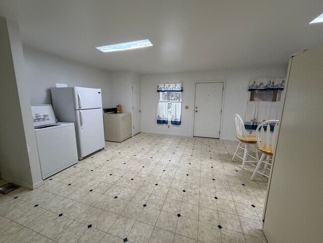 Foto del edificio - Nice 2-Bedroom Single Family Home Available in Ligonier