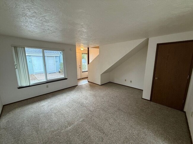 Foto del edificio - 2501 SW Pickford St