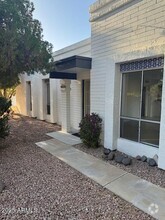 Building Photo - 13202 N 3rd Pl