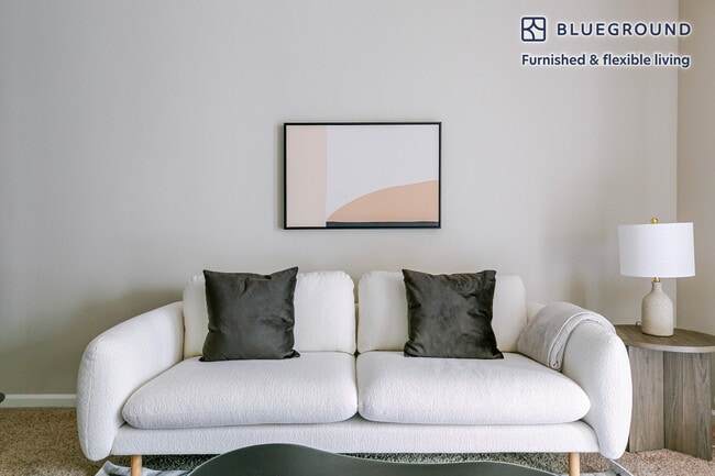 Building Photo - 700 Agnew Rd