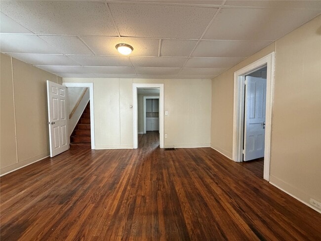 Foto del edificio - 107 Glenwood Ave