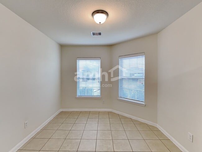 Building Photo - 22422 Bauer Canyon Dr