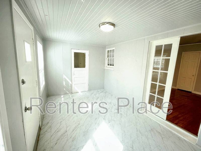 Primary Photo - 3532 E Archer St