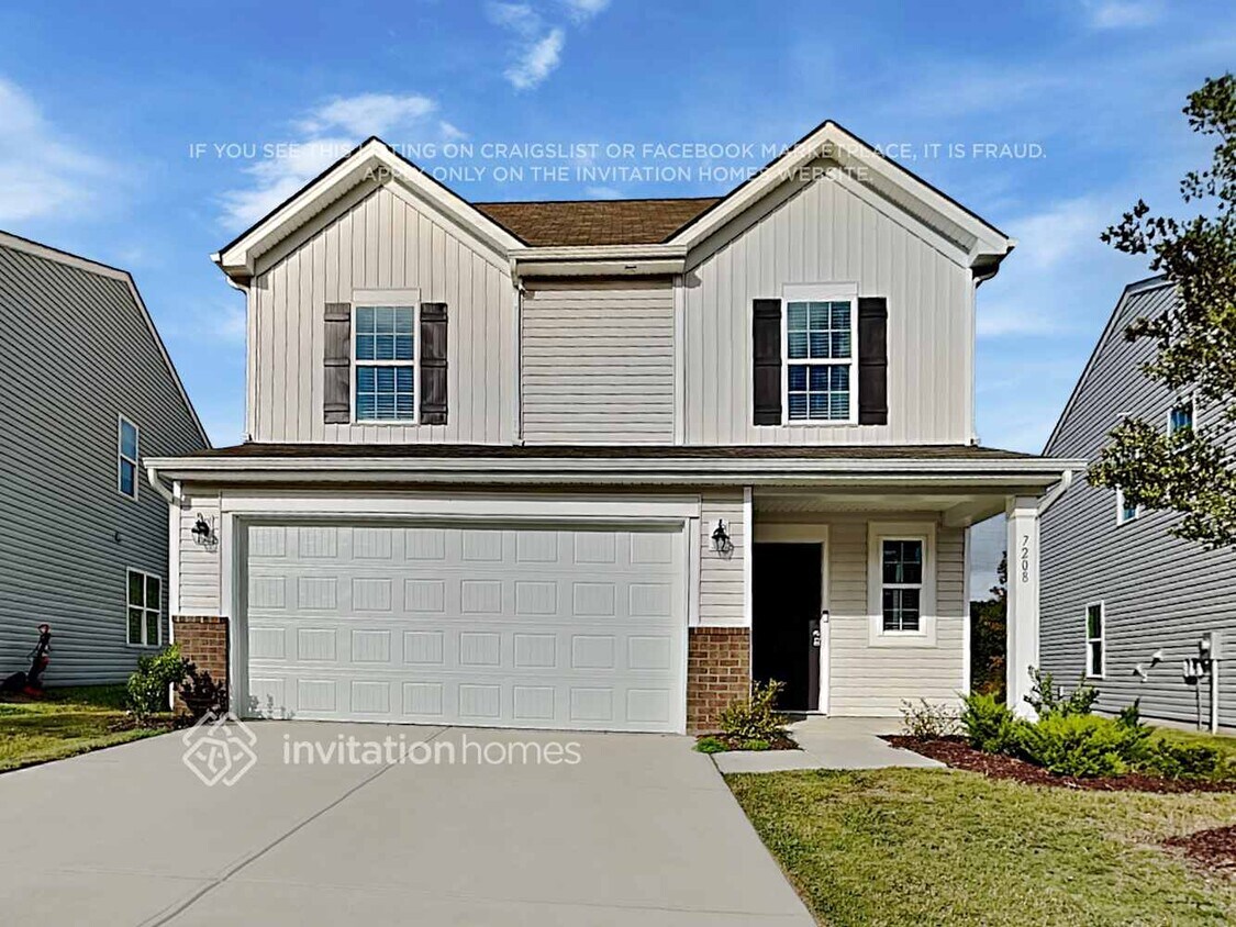 Foto principal - 7208 Olive Coast St