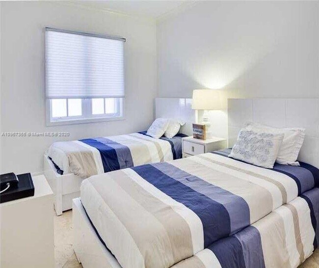 Foto del edificio - 19227 Fisher Island Dr