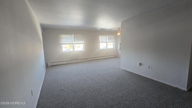 Building Photo - 39 Manchester Ct