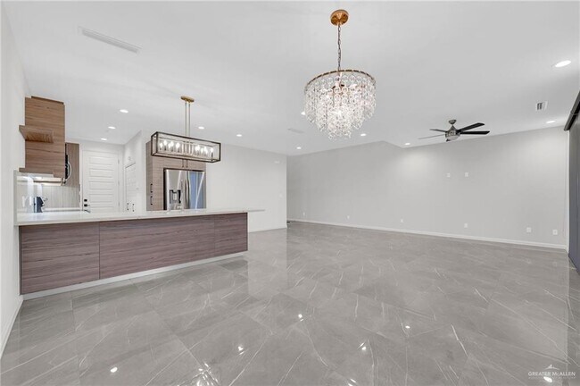 Foto del edificio - 28 Sunset Dr