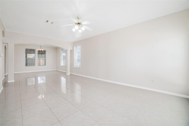 Foto del edificio - 10127 Gil Jr Ln