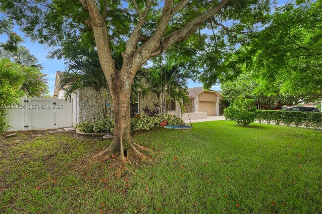 Foto del edificio - 7700 NW 11th Pl