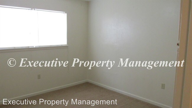 Foto del edificio - 2 br, 1 bath Apartment - 309 Sunset Lane