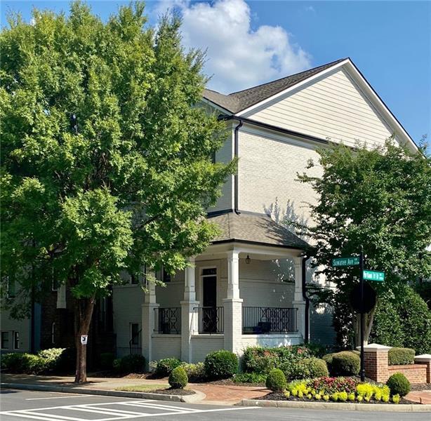 Foto del edificio - 308 Suwanee Ave NW