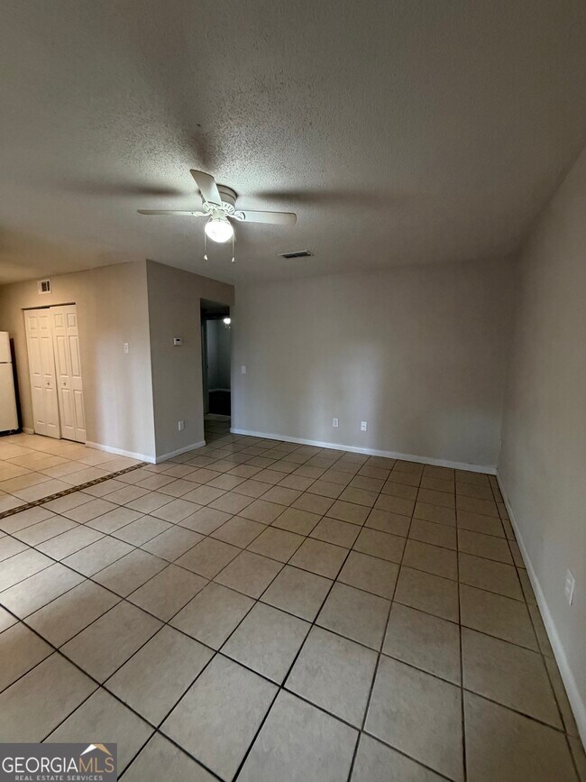 Foto del edificio - 113 Seaparc Cir