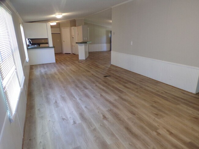 Building Photo - 1090 County Road 188